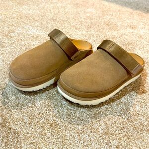 UGG Goldenstar Clogs